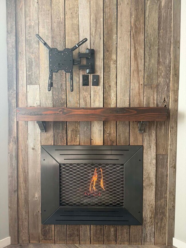 Building Photo - Welcome to your new home!