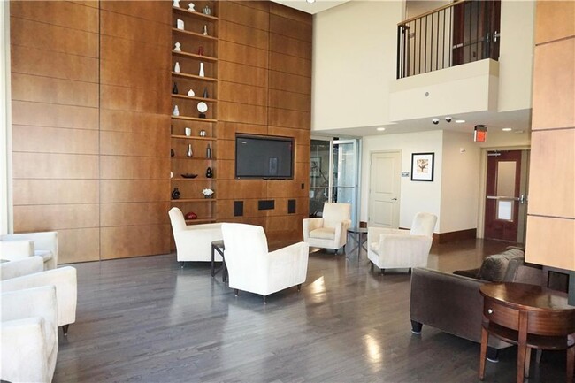Building Photo - 3324 Peachtree Rd