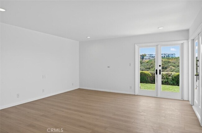 Building Photo - 978 Sandcastle Dr