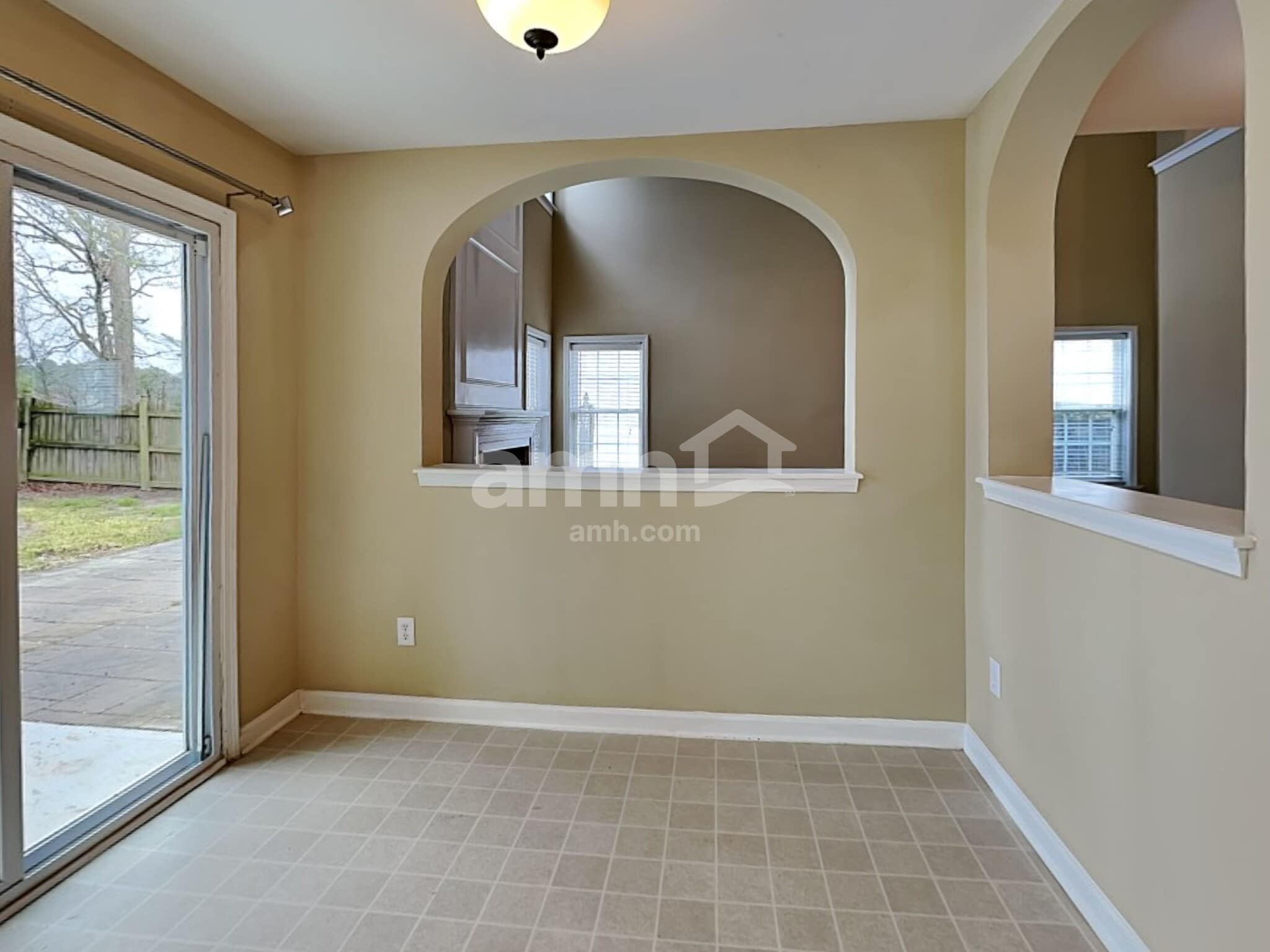 Building Photo - 5536 Keowee Way