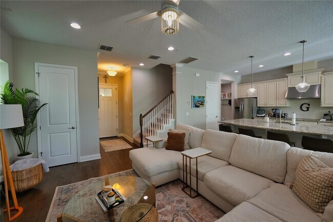 Building Photo - 594 Windy Pne Wy