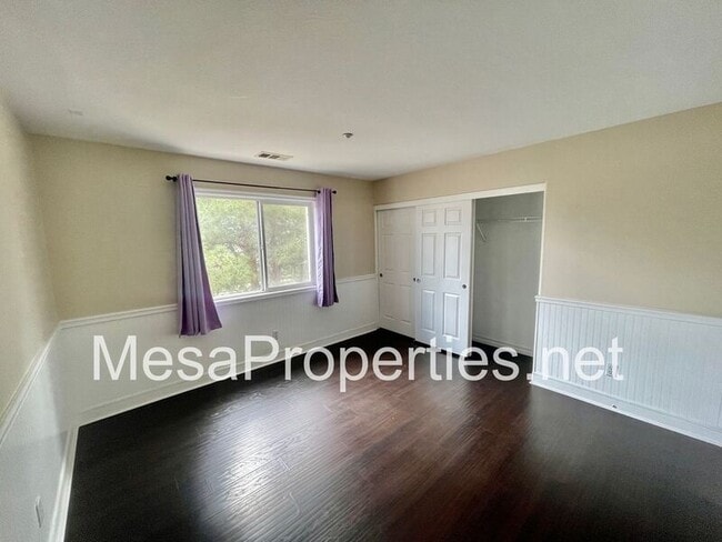 Building Photo - 15471 American Way