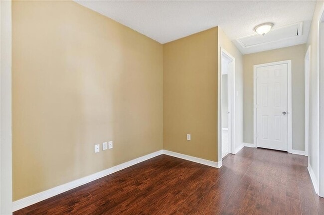 Building Photo - 1017 Palmetto Ct