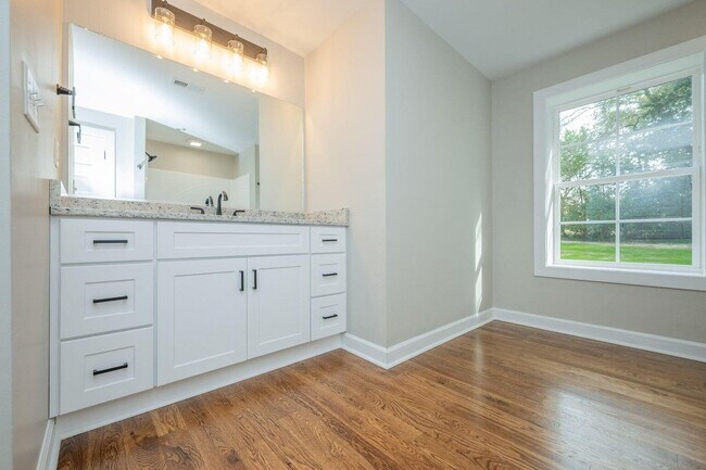 Building Photo - 1106 Morningside Dr