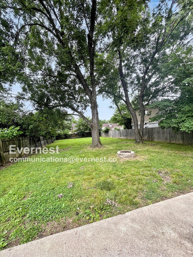 Building Photo - 1020 Delmas Ave
