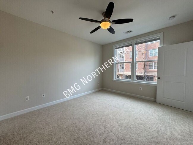 Building Photo - 13740 Endeavour Dr