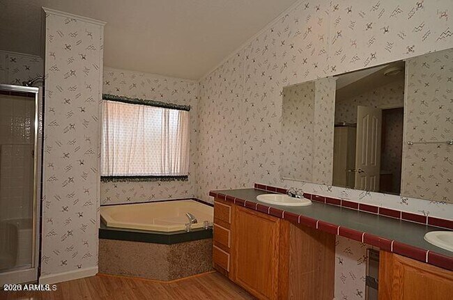Building Photo - 18234 E County Down Dr