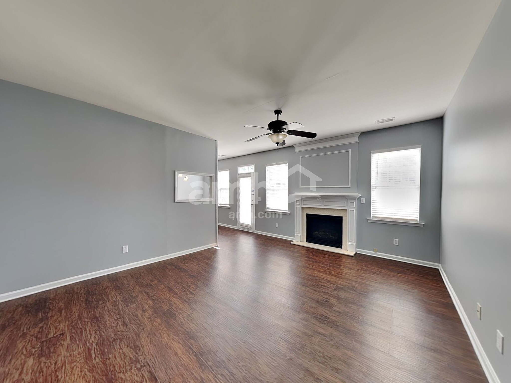Building Photo - 3390 Merchant Ln