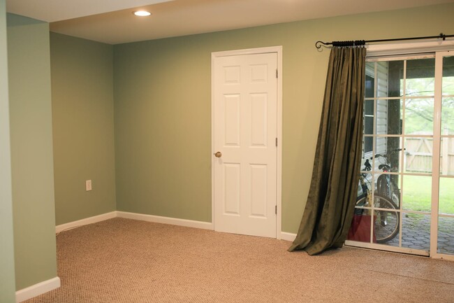 Building Photo - 1119 Pennywort Cir