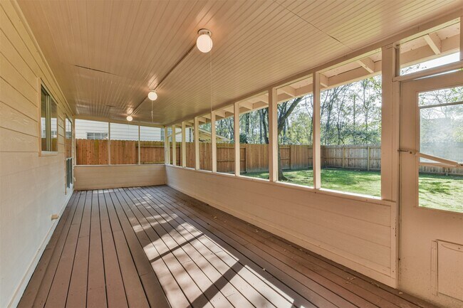 Building Photo - 3414 Kings Mountain Dr