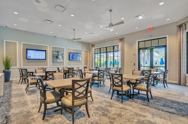 Building Photo - 9368 Cantal Cir E