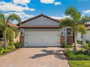 Building Photo - 309 Palestro St