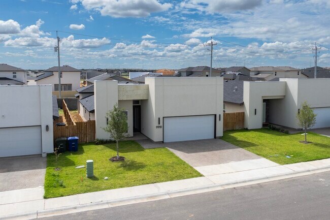 Building Photo - 9910 Caddo Lp
