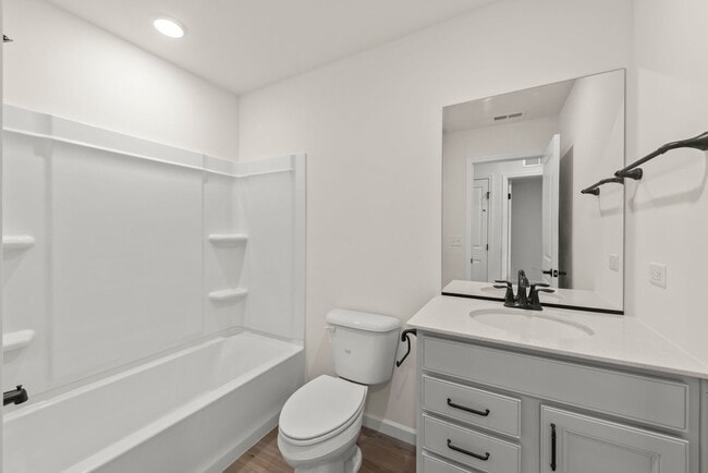 Building Photo - 2727 Lawlor Ln