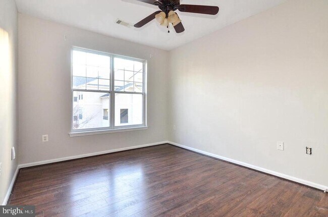 Building Photo - 11317 Aristotle Dr