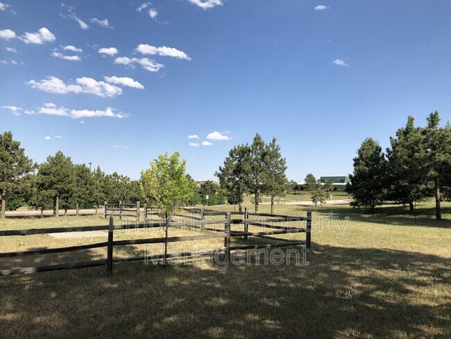 Building Photo - 17960 Bakers Farm Rd