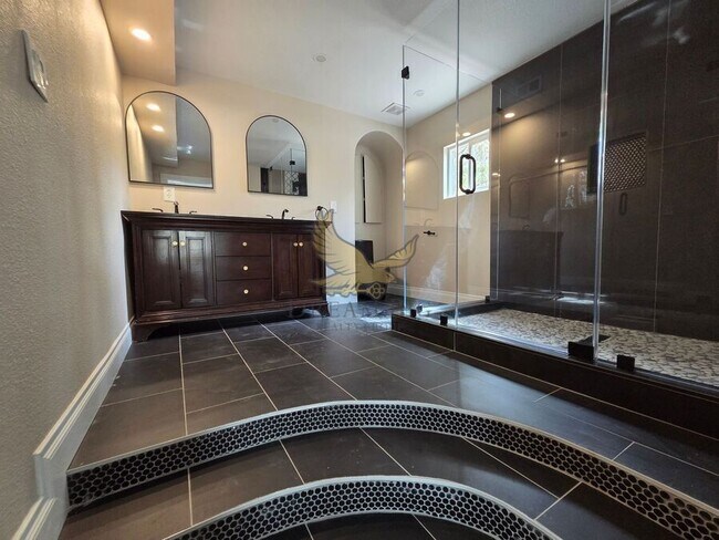 Building Photo - 6845 Coley Ave