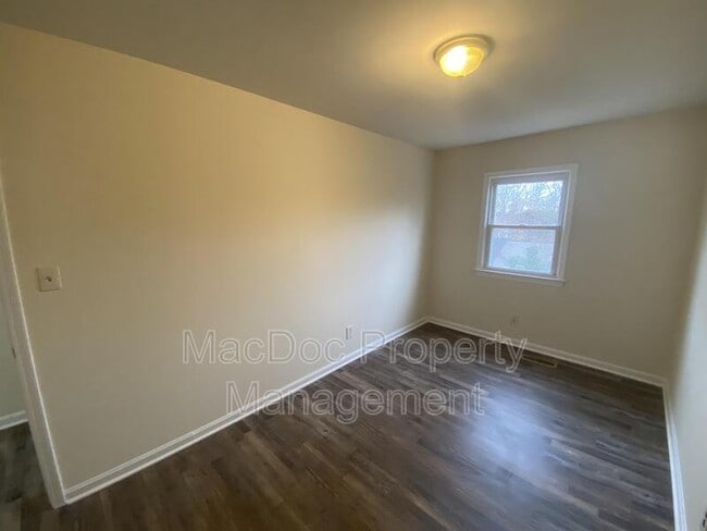 Building Photo - 24 Bentley Ct