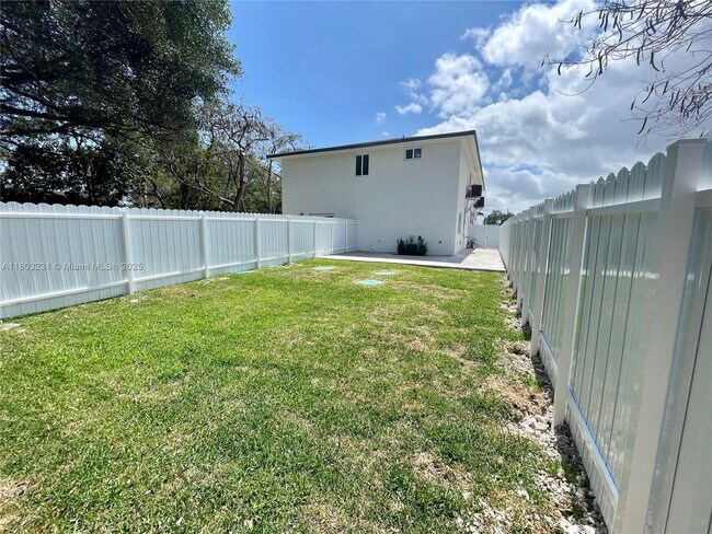 Building Photo - 11939 SW 218th St