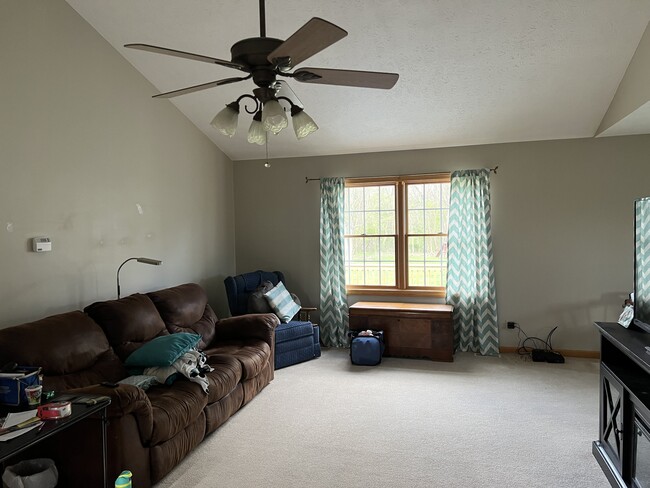 Living room- only vaulted ceiling in house - 2546 OH-60