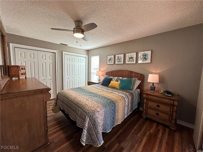 Building Photo - 15427 Crystal Lake Dr