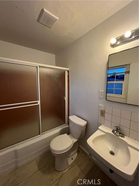 Building Photo - 230 S Fremont