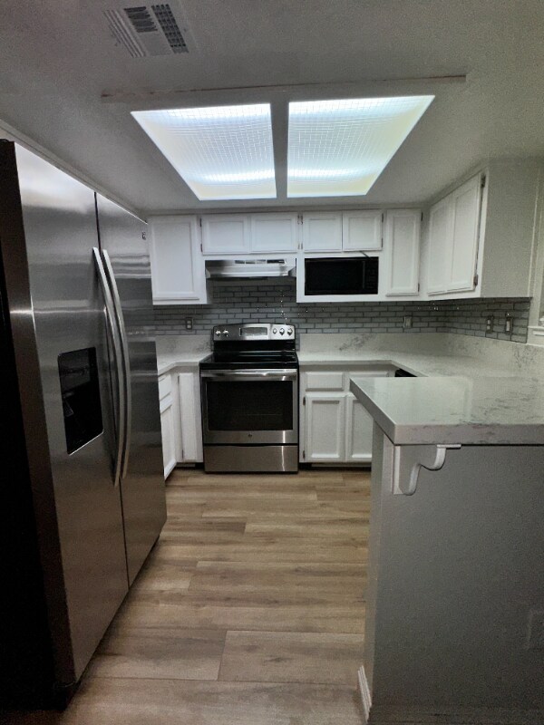 Building Photo - 2600 Brookside Dr