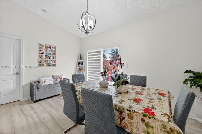 Building Photo - 10101 SW 162nd Ct