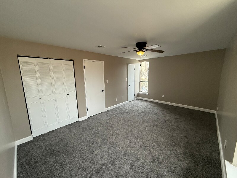 Building Photo - 3310 Huntley Sq Dr