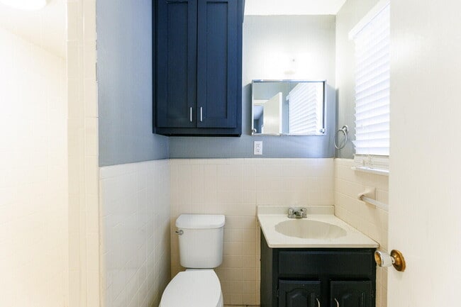 Building Photo - 5426 25th St