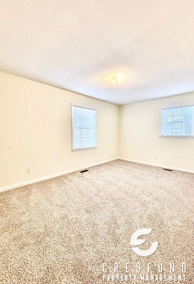 Building Photo - *CHRITMAS SPECIAL LEASE SIGNED BY 12/31/25 GET A MONTH FREE* 3 BEDROOM AVAILABLE NOW - Minutes Fr...