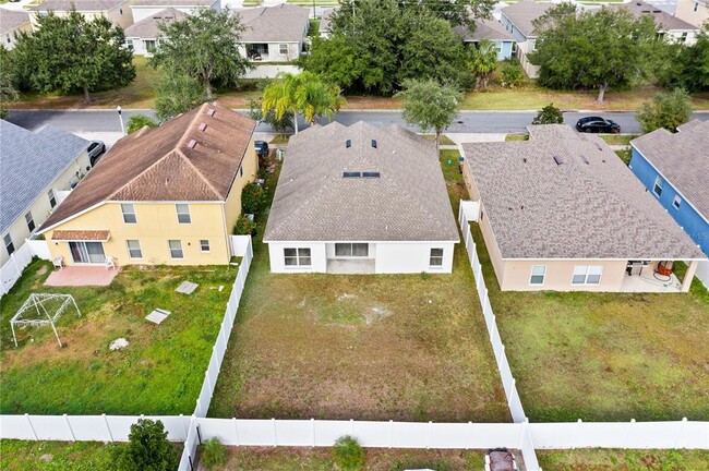 Building Photo - 4406 Hidden Meadow Dr