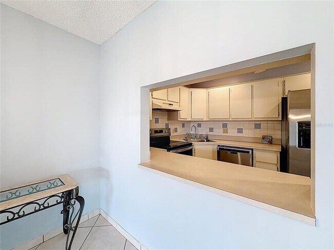 Building Photo - 826 Sky Pine Way