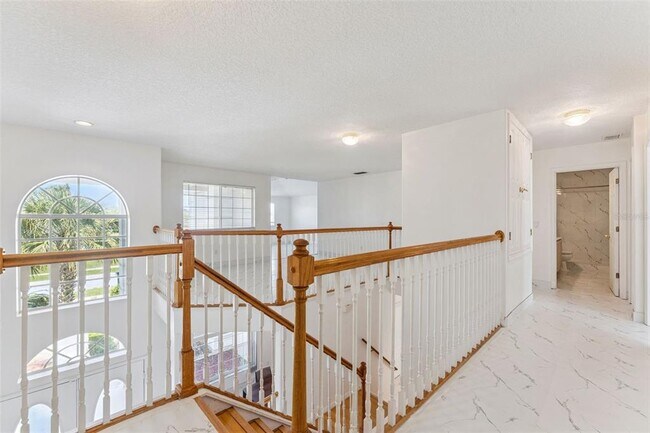 Building Photo - 2205 Wintermere Pointe Dr