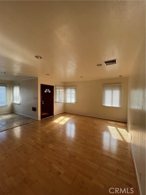 Building Photo - 3833 W 105th St