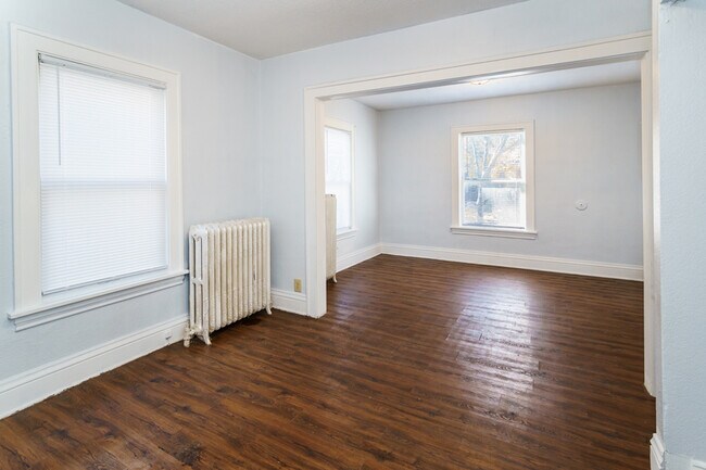 Building Photo - 3105 4th Ave S