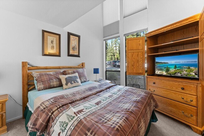 Building Photo - SKI LEASE:  Townhome near Northstar, Sleep...