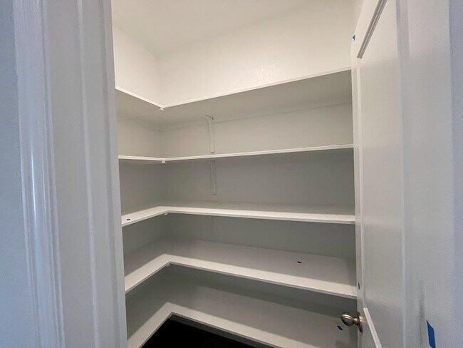 Building Photo - 256 Crystal Brook Dr