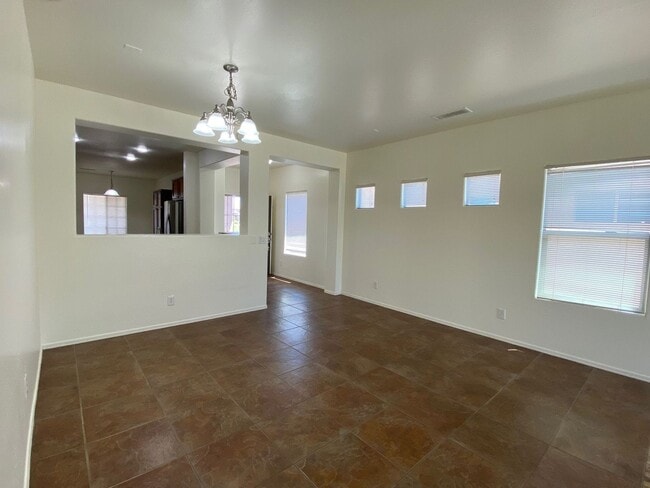 Building Photo - Available Now For Move In! Beautiful 4Bed/...