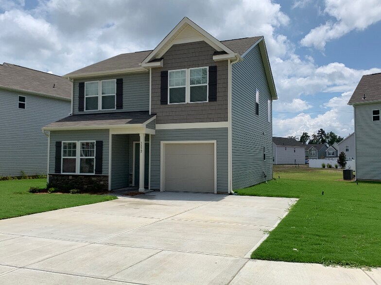 Building Photo - 3852 Tersk Dr