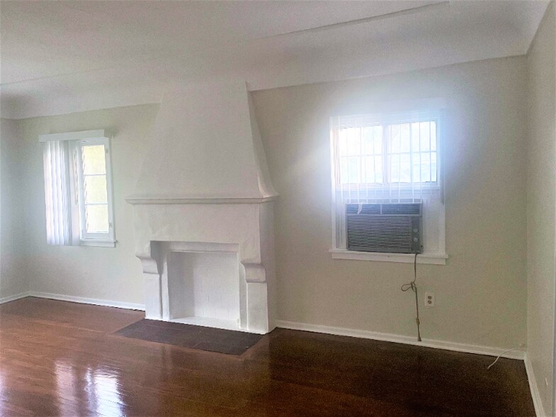 Building Photo - 141 N Bonnie Ave