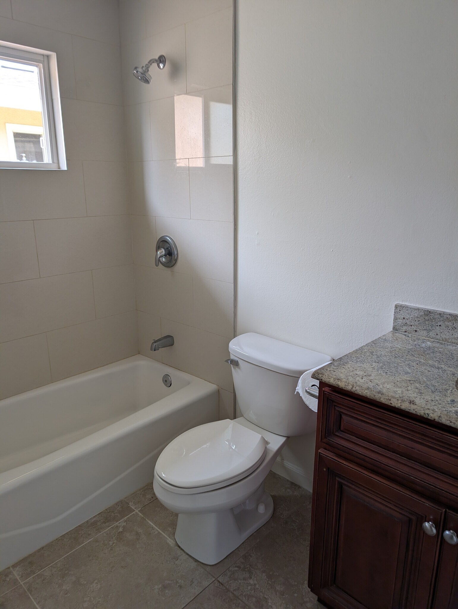 Bathroom - 4435 Bonnie Brae St