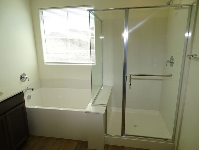 Building Photo - 2929 Gallarate Dr