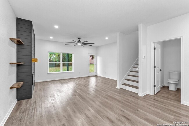 Building Photo - 8030 Bluewater Cove