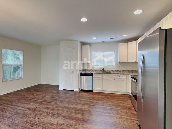 Building Photo - 1129 Rutledge Landing Dr