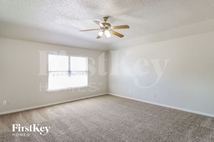 Building Photo - 205 Cedar Ridge Dr