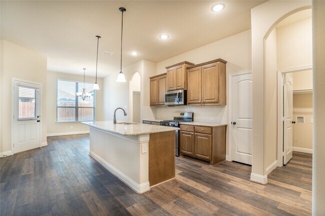 Building Photo - 312 Delaford Dr