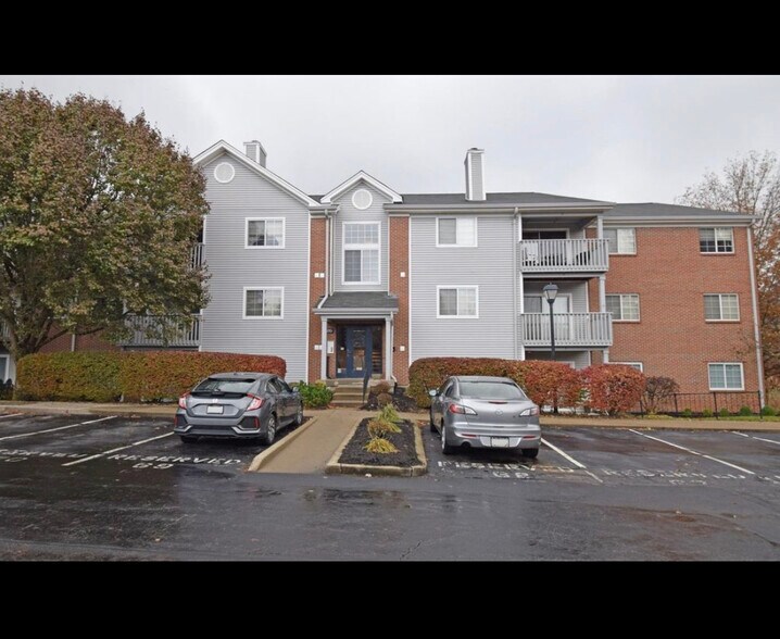Main Building - 7392 Ridgepoint Dr