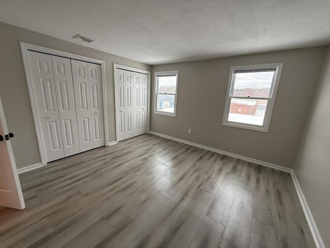 Building Photo - 1200 Worcester St