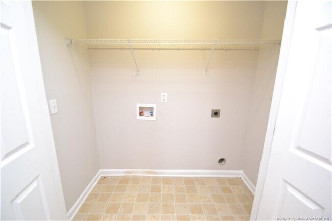 Building Photo - 1428 Cricket Ridge Dr
